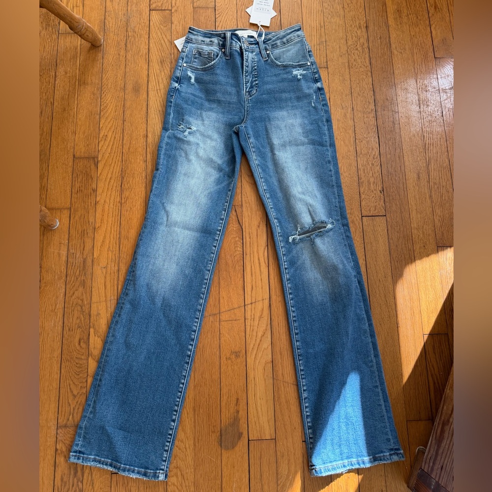 Stylish Blue Distressed Women's Flare Jeans